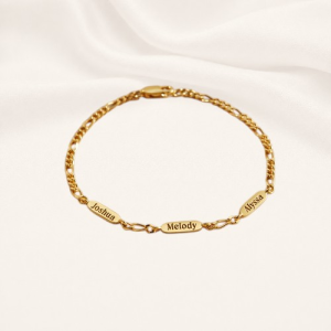 Personalized mom bracelet with engraved kids names