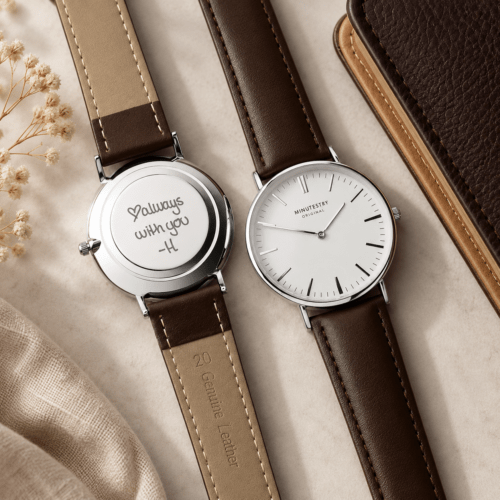 engraved-watch-for-groom-handwriting-keevola Engraved watch for groom with bride's handwriting laser-engraved on the back by Keevola