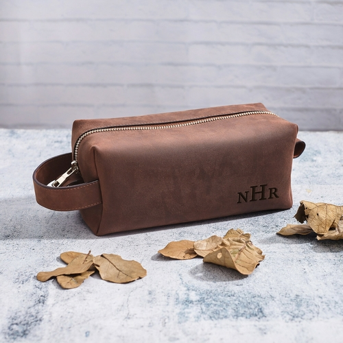 Hanging Toiletry Bag – Engraved Leather on Hook